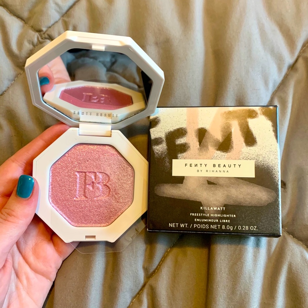 Fenty Freestyle Highlighter